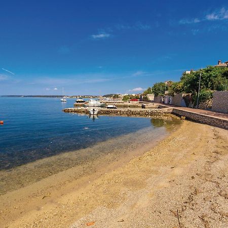 Stunning Apartment In Barbat-Rab With Wifi Barbat na Rabu Bagian luar foto