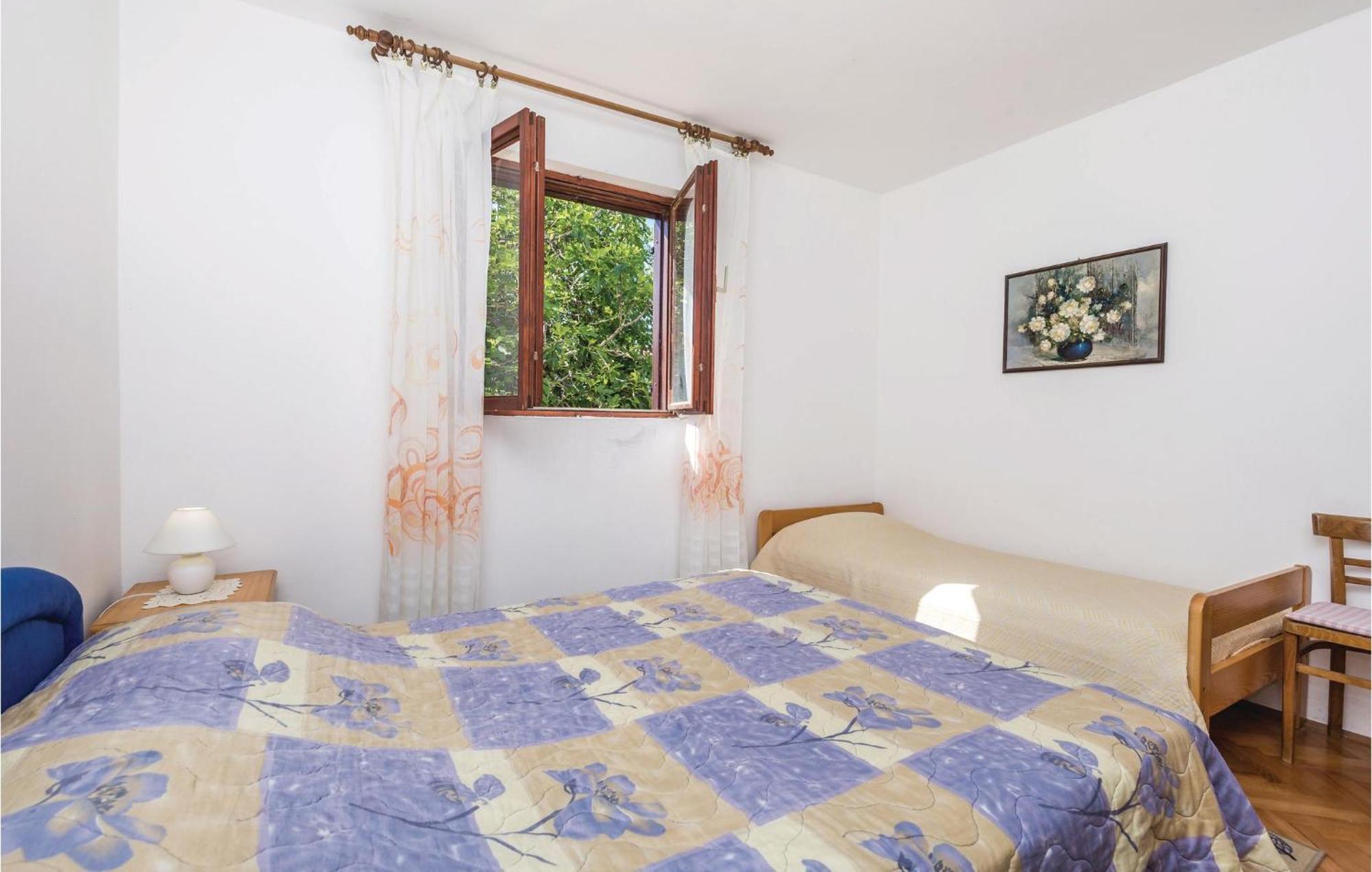 Stunning Apartment In Barbat-Rab With Wifi Barbat na Rabu Bagian luar foto