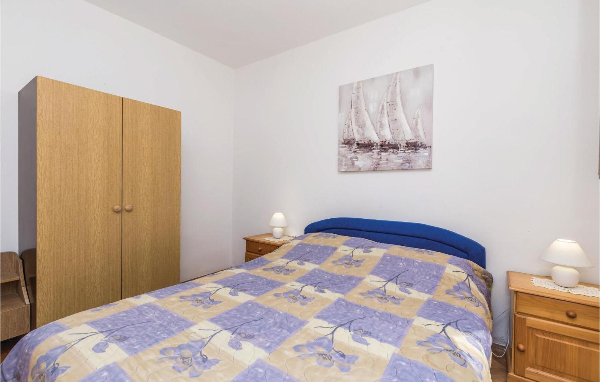 Stunning Apartment In Barbat-Rab With Wifi Barbat na Rabu Bagian luar foto